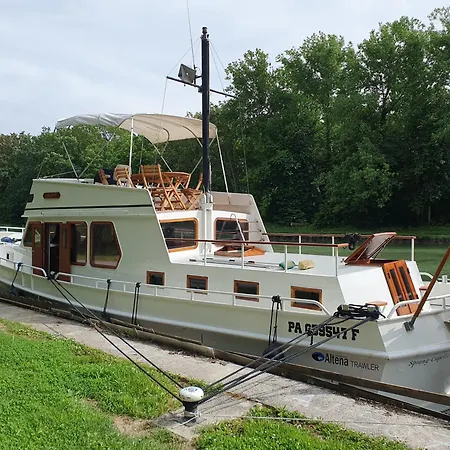 Bed & Breakfast La Cour Des Marotiers 3*