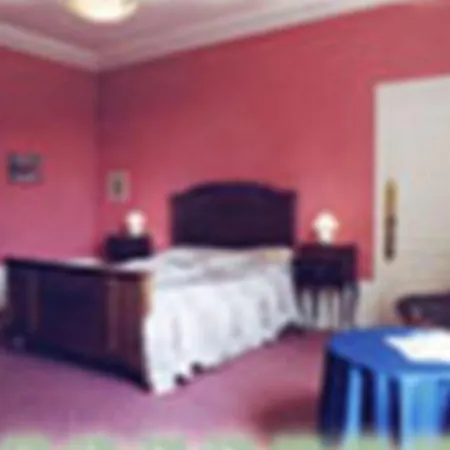 La Cour Des Marotiers