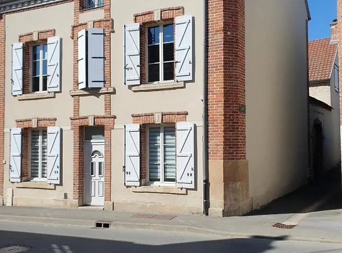 Bed & Breakfast La Cour Des Marotiers Mareuil-sur-Ay