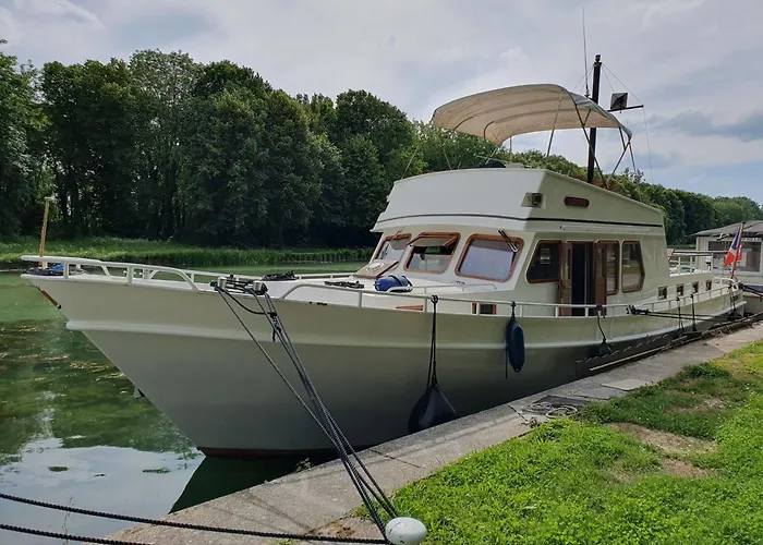 La Cour Des Marotiers Bed & Breakfast